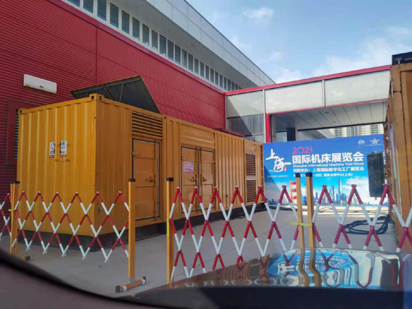 胡市镇出租发电机-柴油发电机和汽油发电机哪个更好一些?