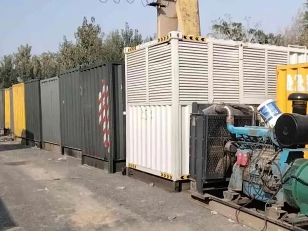 胡市镇200KW柴油发电机机组每小时油耗是多少？